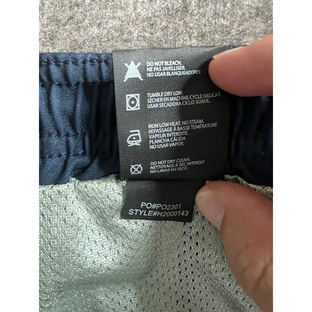 HUK Pursuit  Salt Dye Volley Blue Swim Trunks Mens Size XL 5.5